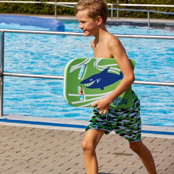 BECO SEALIFE Kick Board Shark with child at the pool